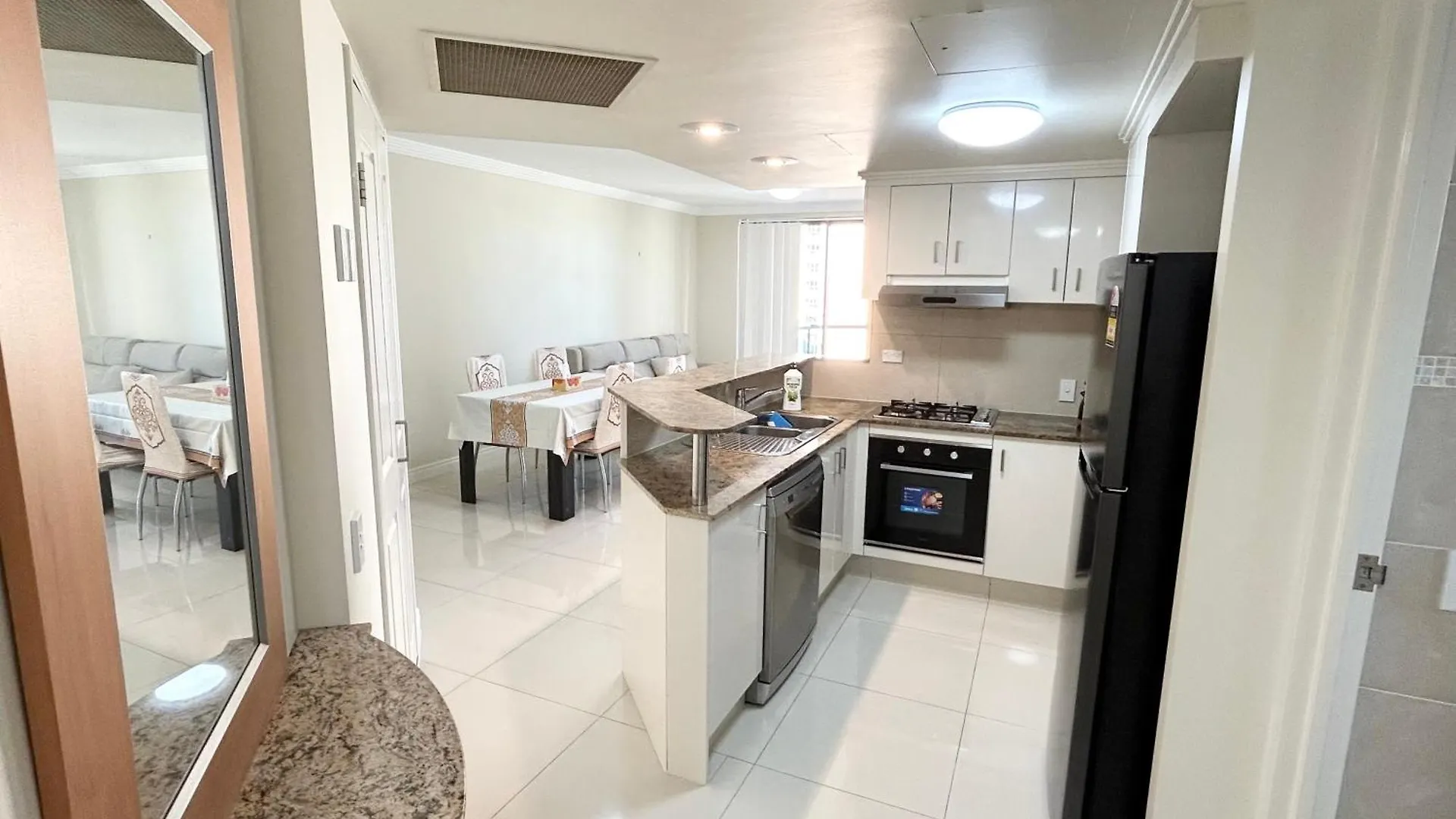 City View Rooms In Shared Apartment ブリスベン 0*,